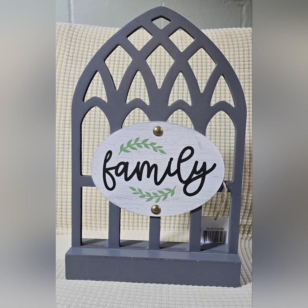 Wooden Tabletop Arch "Family" Decor Rustic Farmhouse Cathedral Window Design NWT - Picture 2 of 8